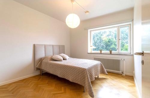 Aviapolis Apartamento | RH 90 m2 and free parking only 3 min with a car from the airport