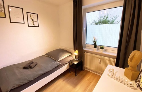 Rheine Apartamento | RH02 - Spacious holiday apartment with balcony in Rheine, 85 sqm, 4 rooms, max. 7 people