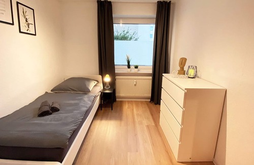 Rheine Apartamento | RH02 - Spacious holiday apartment with balcony in Rheine, 85 sqm, 4 rooms, max. 7 people