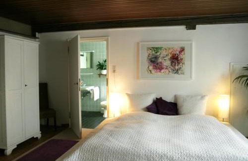 Hitdorf Casa | Rhein River Guesthouse - direkt am Rhein