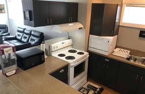 Blairmore Casa | RheLi Amazing Vacation Rentals - Crowsnest Pass