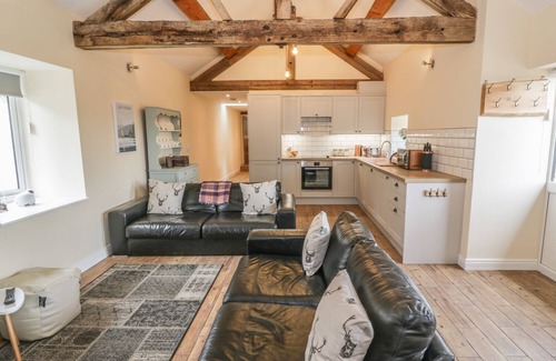 Oswestry Cabaña | RHIANWEN, PLAS MOELFRE HALL GRANJAS en Llanrhaeadr-Ym-Mochnant, Ref 912237
