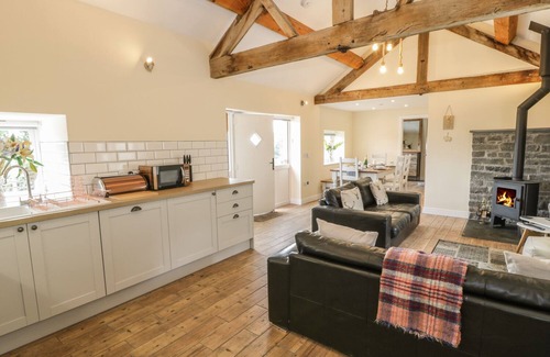Oswestry Cabaña | RHIANWEN, PLAS MOELFRE HALL GRANJAS en Llanrhaeadr-Ym-Mochnant, Ref 912237