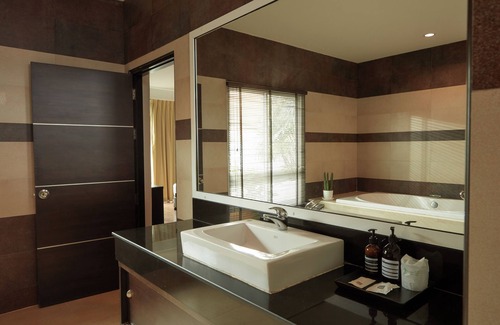 Makham Tia Hotel | Rhienchai Place