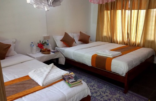 Bardia Cabina | Rhino Lodge Bardia