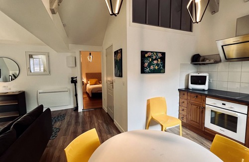 Auxerre Apartamento | RhizHome - City center, spacious apartment