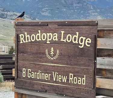 Gardiner Cabina | Rhodopa Lodge at Yellowstone