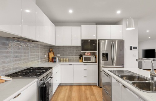 Rhyll Casa | Rhyll View in Rhyll township