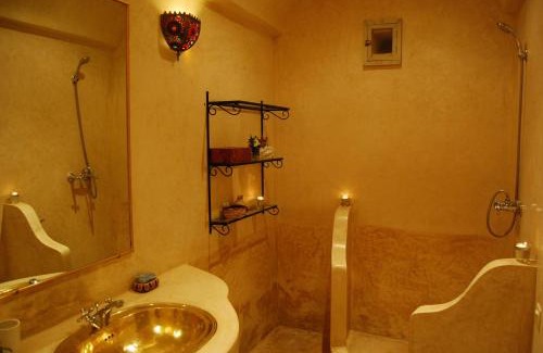 Sidi Bou Amar Casa | Riad Agathe & Spa
