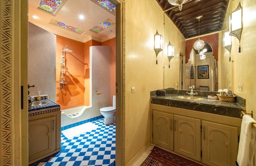Menara Casa | Riad Arwa