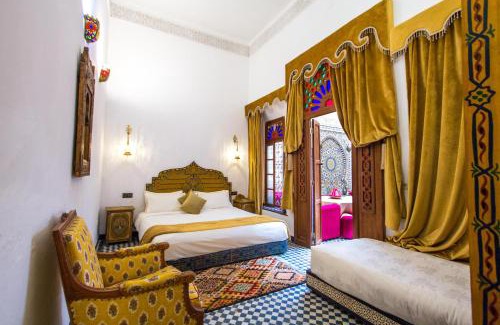 Zekkak Er Roumane Casa | Riad Dar Bab Guissa