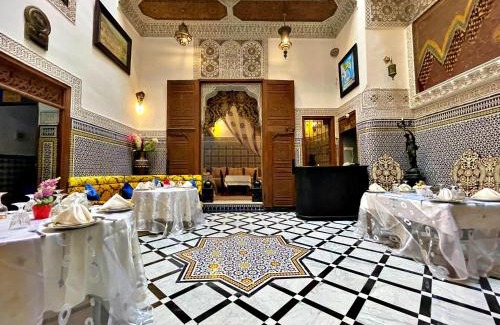R'habet Zbib Casa | Riad Dar Guennoun - Luxury Suites in the Heart of Fes