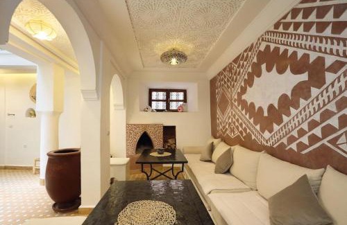 Sidi Bou Amar Villa | Riad El Khir en centre ville rooftop et bassin