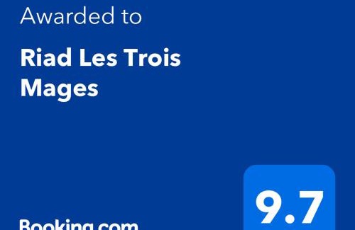 Sidi Ben Slimane El Jazouli Casa | Riad Les Trois Mages