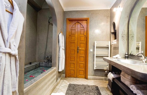 Riad Zitoun Jdid Casa | Riad Mazaya
