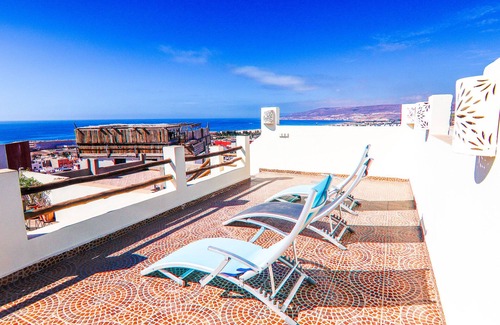 Tamrhakht Villa | Riad Mirabelle-Villa-Baño para personas con movilidad reducida-Vista al mar