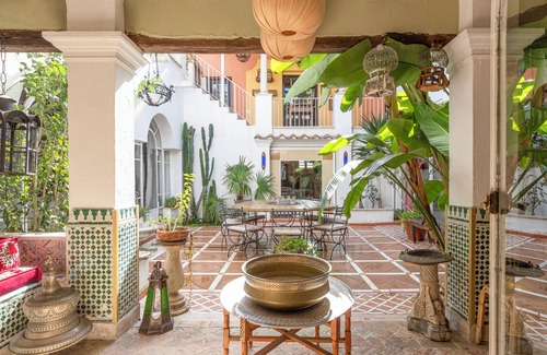 Trastevere Villa | Riad Riari