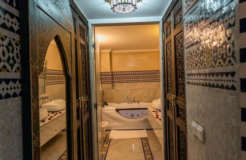 Layoun Casa | Riad Semlalia