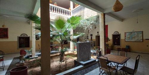 Agdz Cama Y Desayuno | Riad Tazoulte