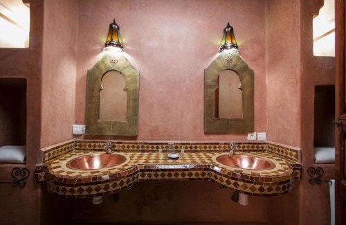 Dar Tazi Cama Y Desayuno | Riad Zitouna