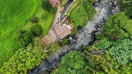 Nordeste Chalet De Esquí | Ribeira do Guilherme - Watermill house Botanic Garden