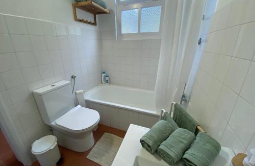 Nordeste Chalet De Esquí | Ribeira do Guilherme - Watermill house Botanic Garden