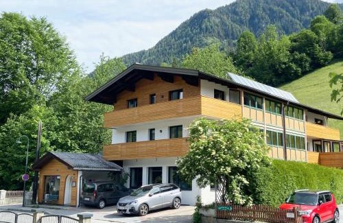 Bad Hofgastein Apartamento | Ribisel Apartments für Familien - Alpentherme inklusive!