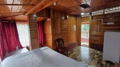 Shillong Cama Y Desayuno | Ribsweet Treetops Bed and Breakfast