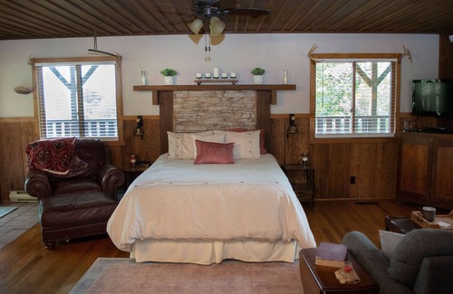 Mabie Cabina | Rich Mountain Retreat - secluded mountain cabin