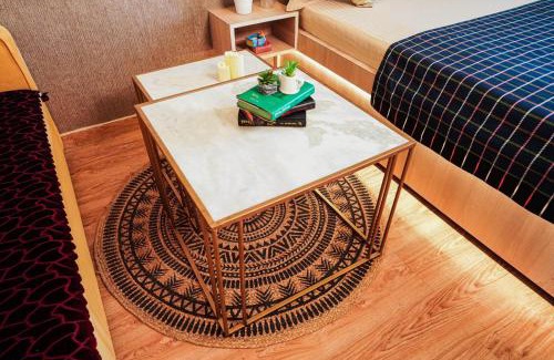 Greater Noida Apartamento | Richa's Home at Gaur Mall