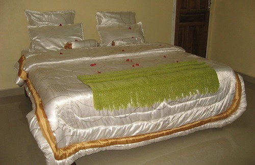 Livingstone Cabina | Richland Lodge Sinazeze