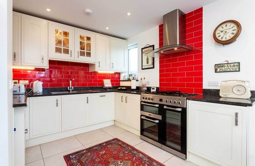 South Richmond Apartamento | Impresionante casa de 2 habitaciones con hermoso jardín trasero privado (veeve)