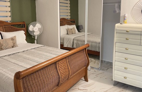 Levittown Apartamento | It’s a peaceful and fresh apartment!