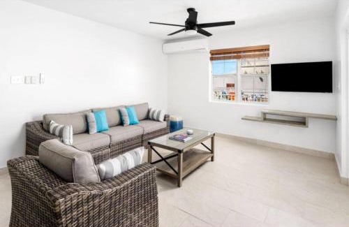 Cockburn Town Casa | Ridge 3 BDR Villa Grand Turk