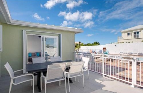 Cockburn Town Casa | Ridge 3 BDR Villa Grand Turk