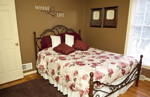 Gordonville Casa | Ridge Garden-Beautiful House en Amish Country con mesa de hockey, parrilla y parque infantil