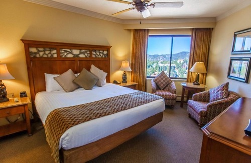 Tahoe Village Hotel | Resorts en Ridge Pointe