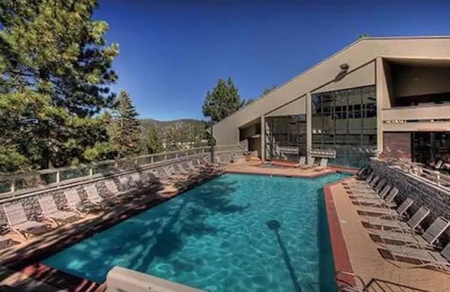 Tahoe Village Complejo | Ridge Tahoe Resort Cascade Suite sleeps 4