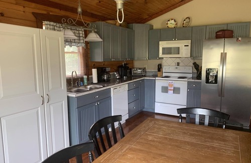 Rutherfordton Cabina | Ridge View Cabin "hogar lejos del hogar" 2. Los 7 millas de TIEC