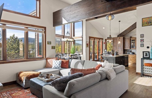 Nederland Casa | Ridge View Retreat - Panoramic Views and Hot Tub