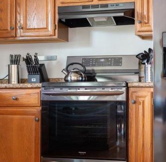 Burnsville Casa | Ridgetop views near Asheville w/Private Hot Tub