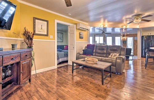 Ridgeway Cabaña | Ridgeway Lake House Rental w/ Boat Dock!