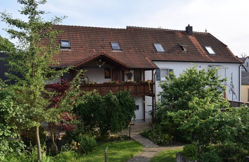 Billigheim-Ingenheim Apartamento | Apartamento Riesling *** - Winzerhof en la picadura de piedra