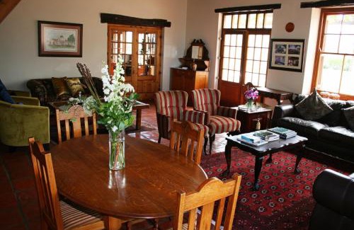 Oudtshoorn Cama Y Desayuno | Rietfontein Ostrich Palace