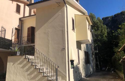 Terni Casa | Rifugio della Cascata