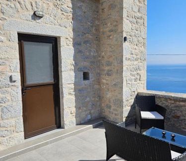 East Mani Apartamento | Rigas stone tower east Mani 1