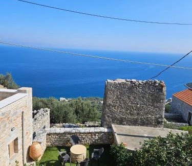 East Mani Apartamento | Rigas stone tower east Mani 1