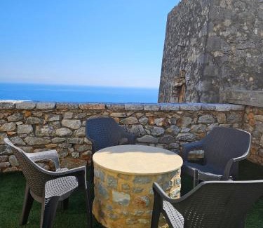 East Mani Apartamento | Rigas stone tower east Mani 3