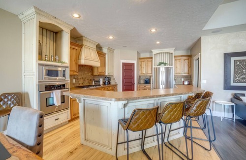 Rigby Casa | Rigby Gem | Hot Tub ◉ Theater ◉ Game Room ◉ Grill