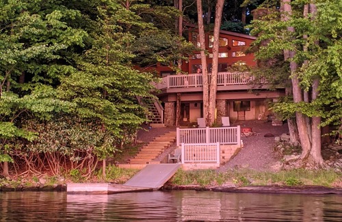 Lake Ariel Casa | Casa de lujo frente al lago, ideal para familias con niños